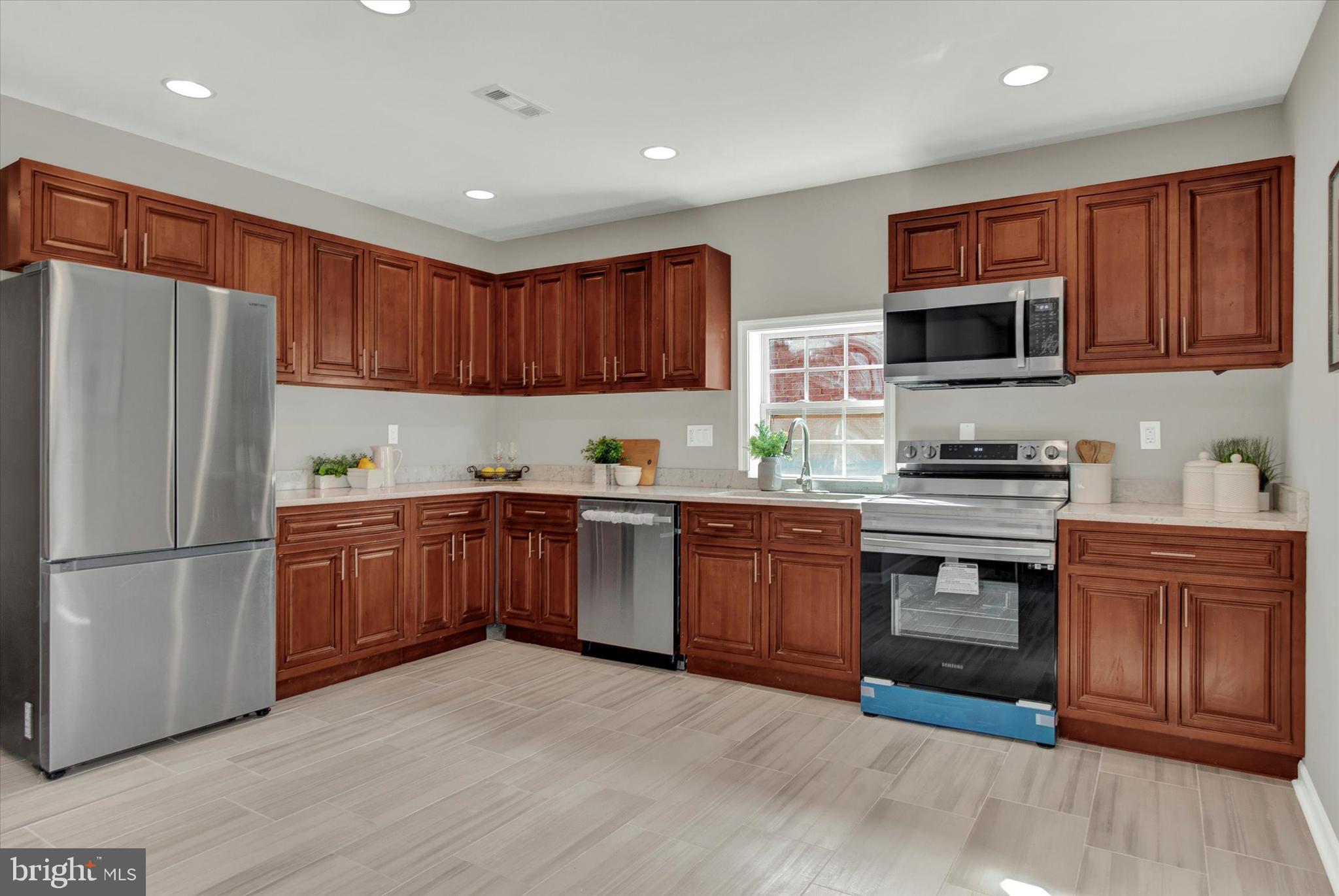 CAPITOL HEIGHTS - Residential