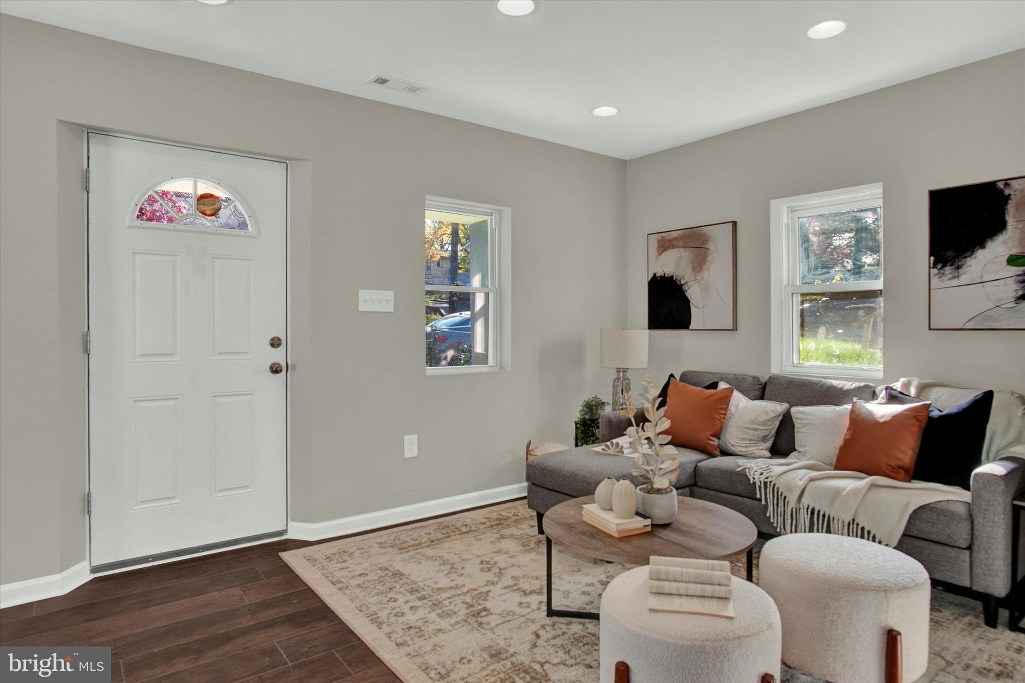 CAPITOL HEIGHTS - Residential