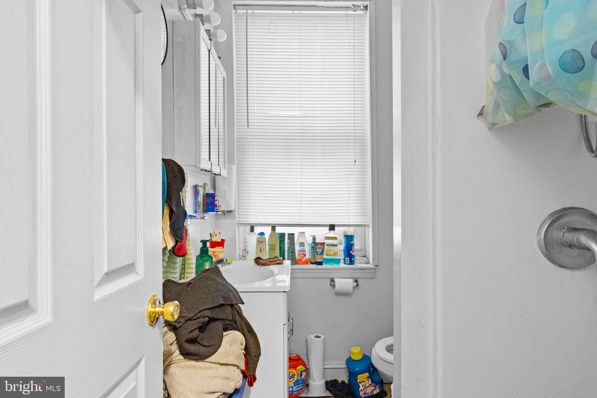 TEMPLE UNIVERSITY - Commercial Sale