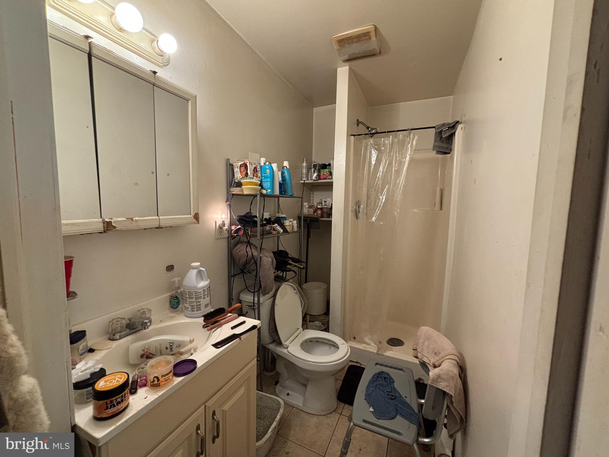 TEMPLE UNIVERSITY - Commercial Sale