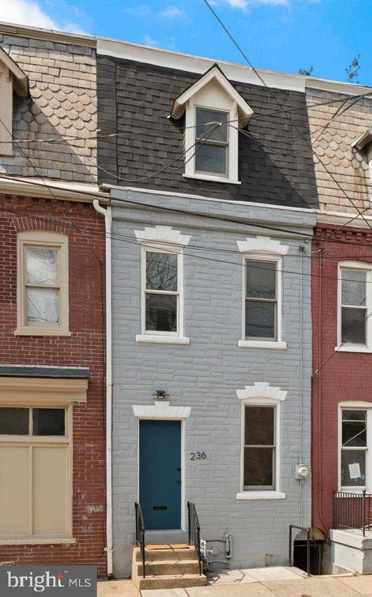 236 HOWARD AVENUE