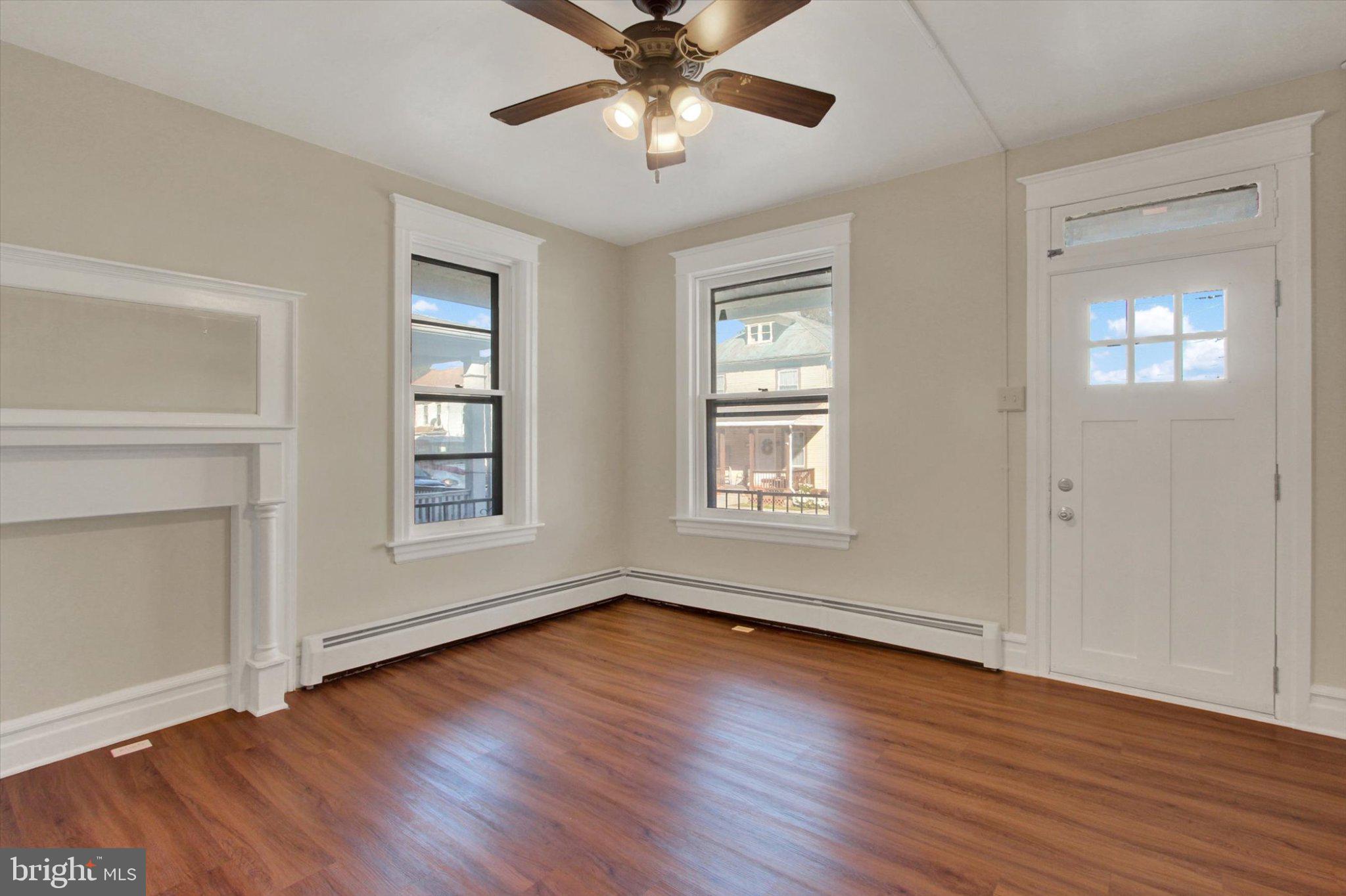 284 THIRD STREET