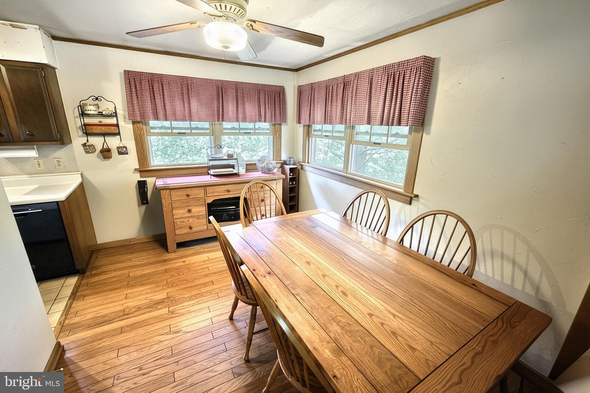 WINDSOR TWP - Residential