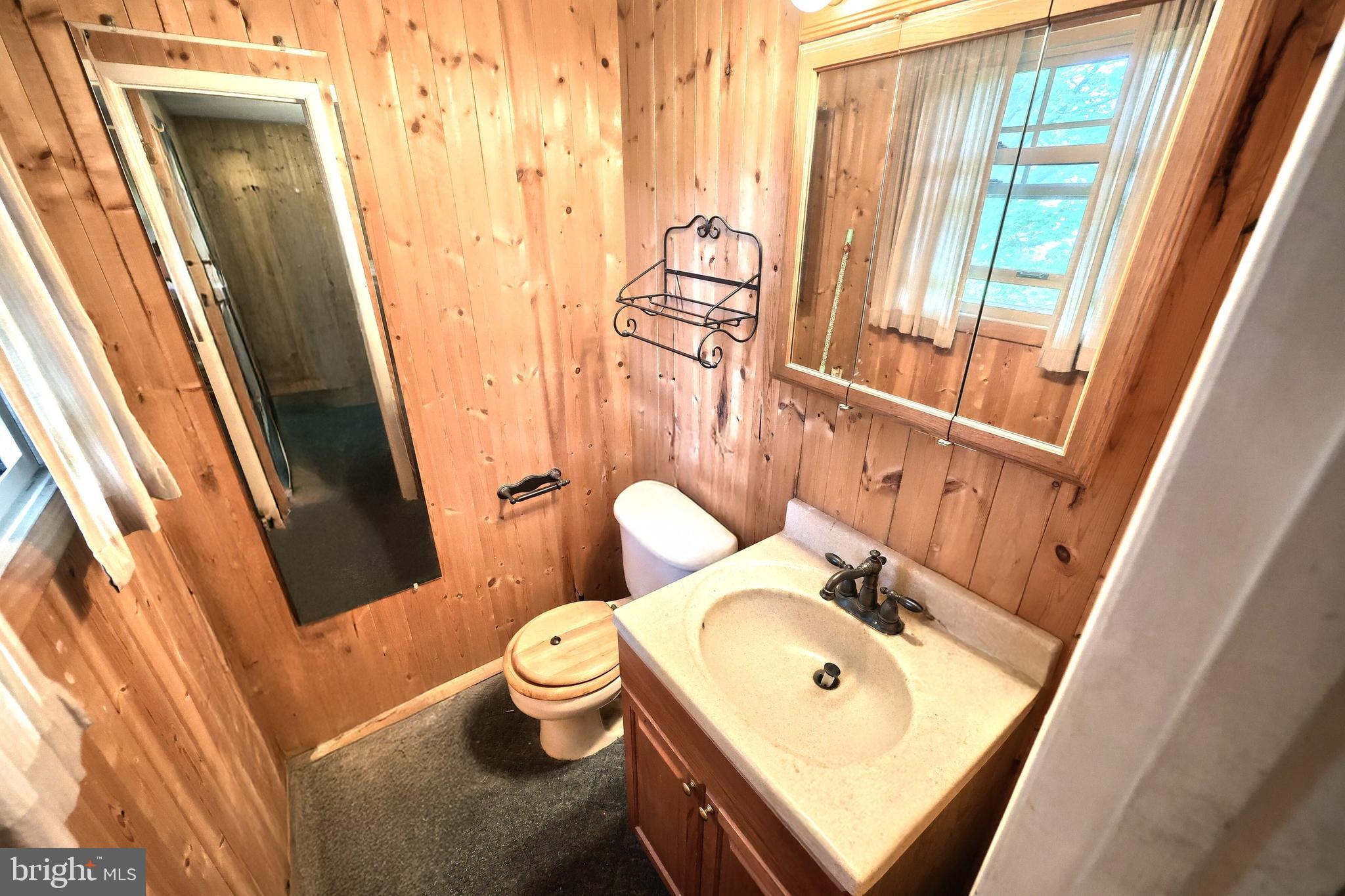 WINDSOR TWP - Residential