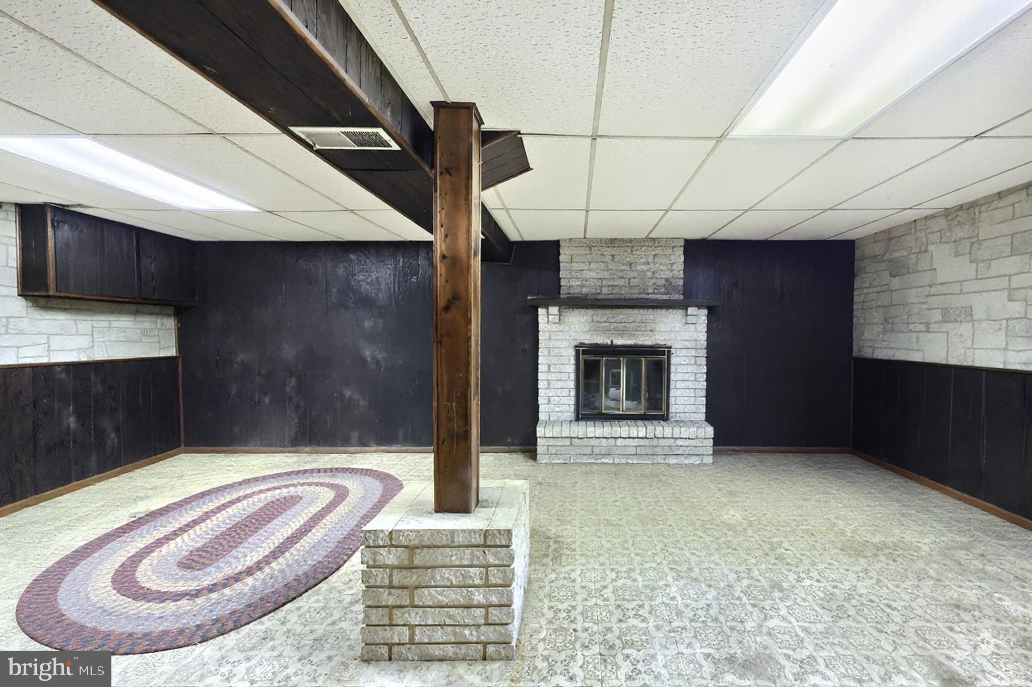 WINDSOR TWP - Residential