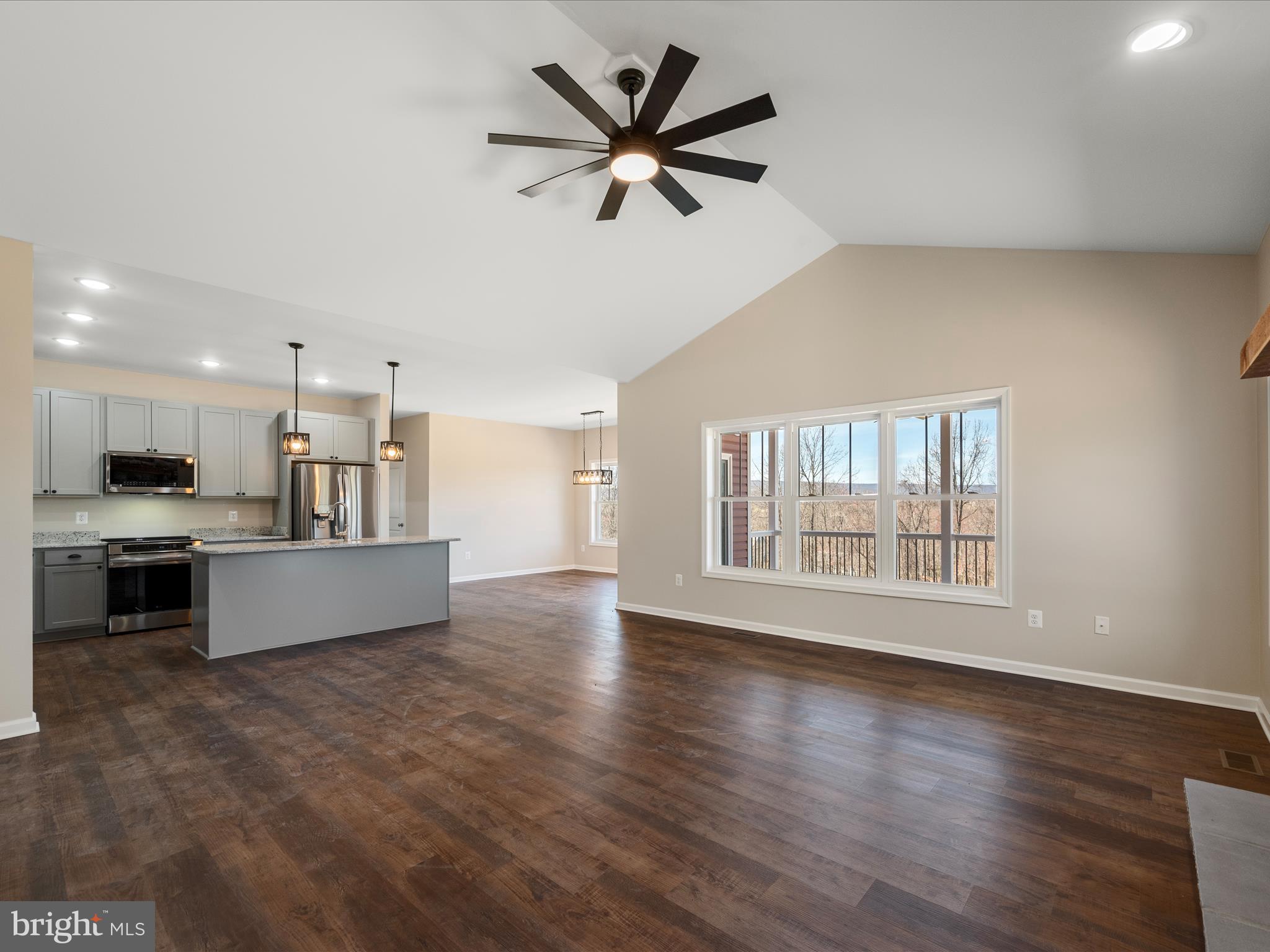 CRESCENT ORCHARDS - Residential