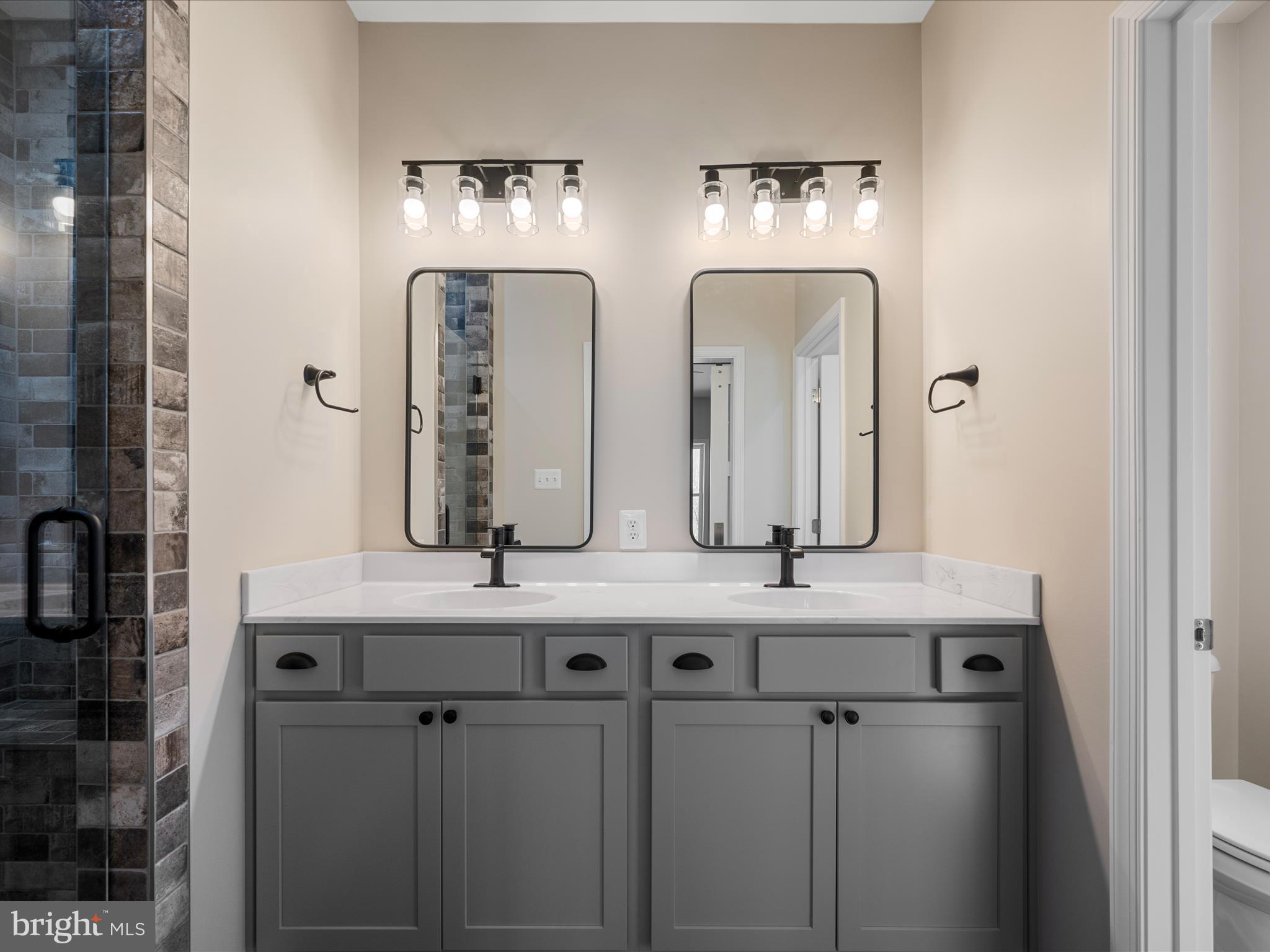 CRESCENT ORCHARDS - Residential