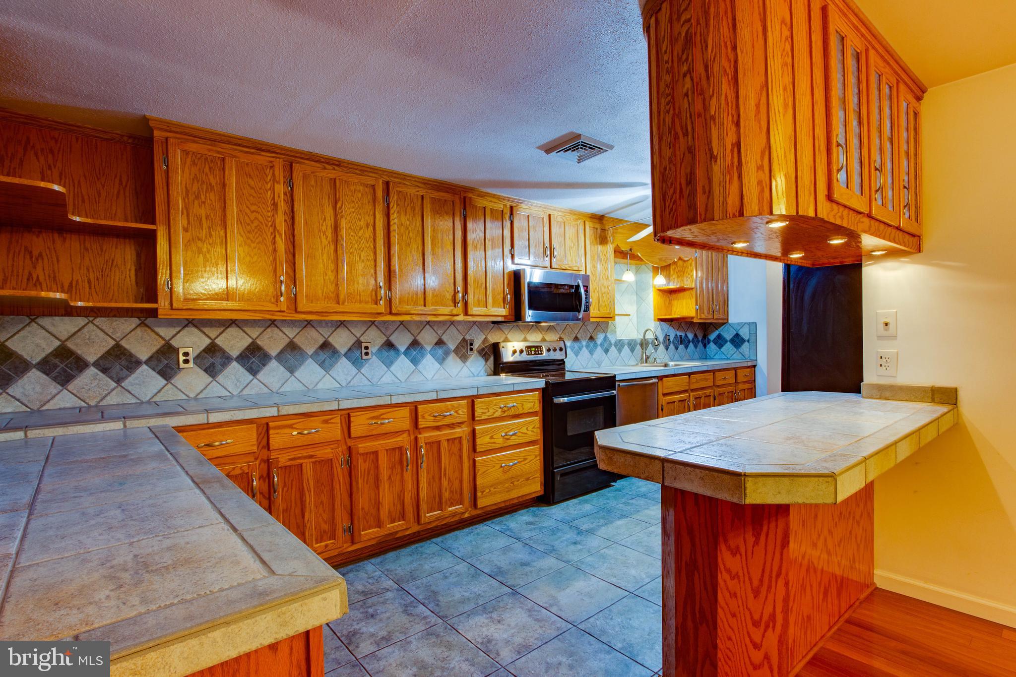 CLEARVIEW HEIGHTS - Residential