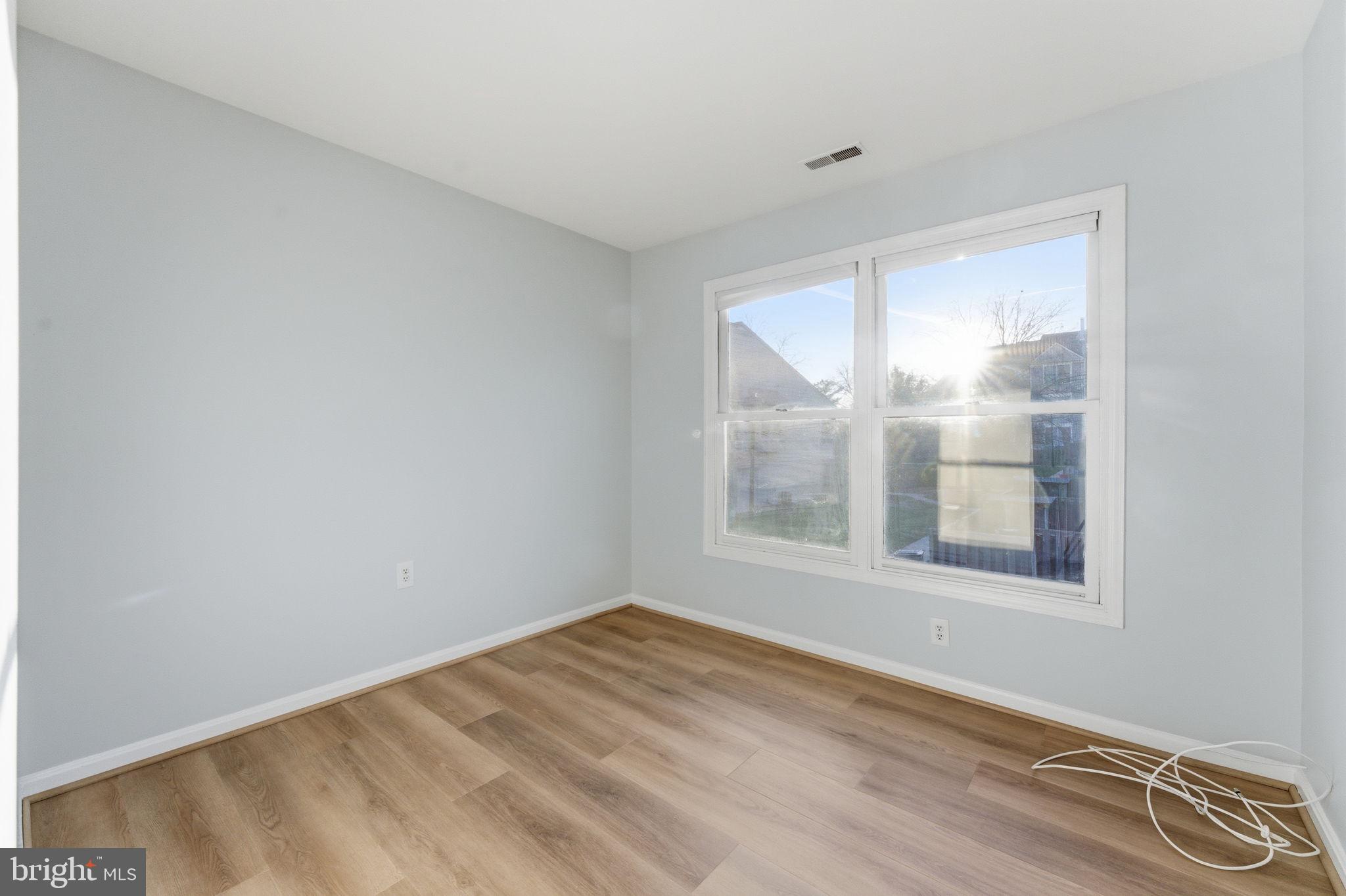 STONINGTON CONDOMINIUMS - Residential