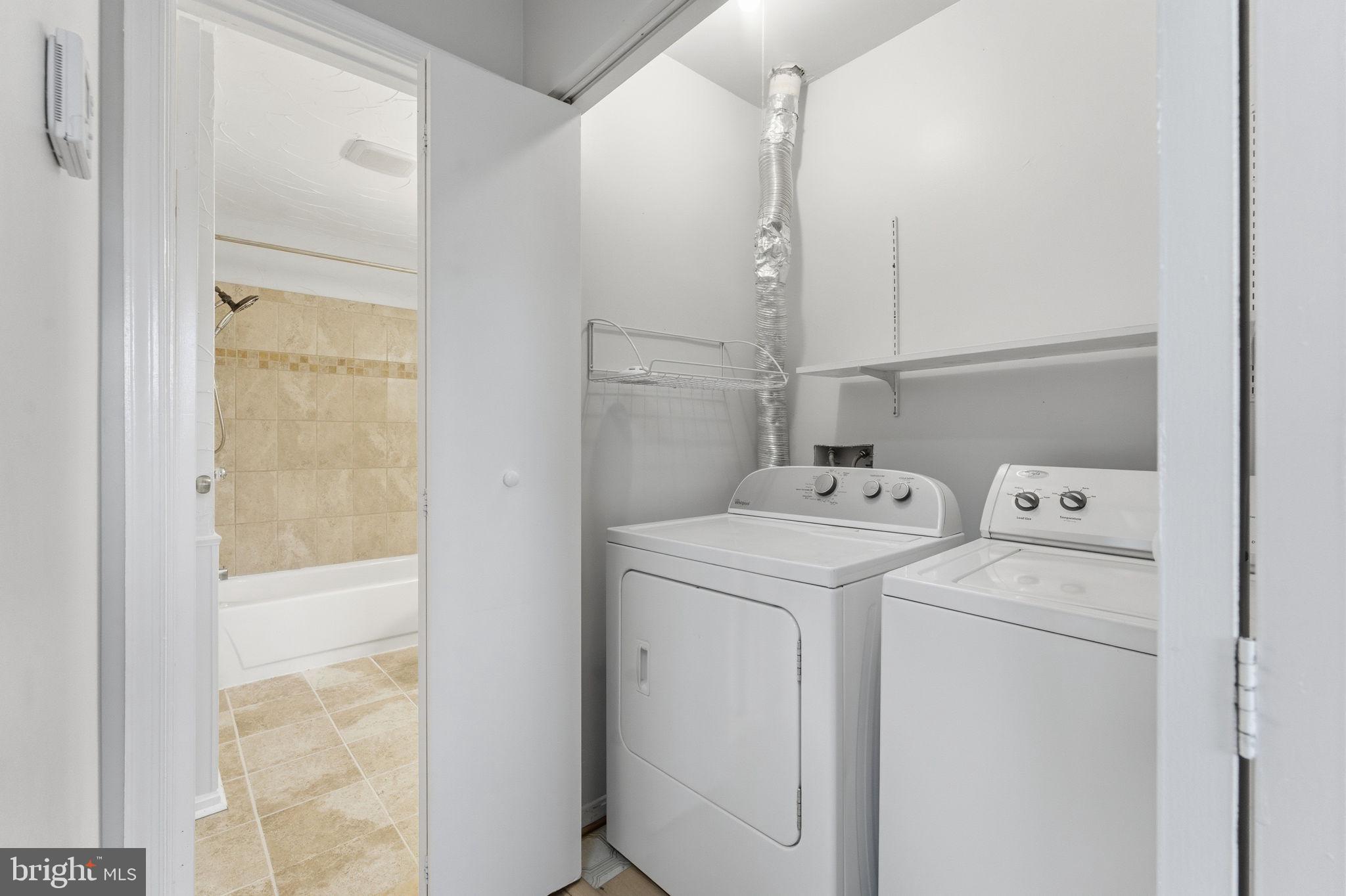 STONINGTON CONDOMINIUMS - Residential