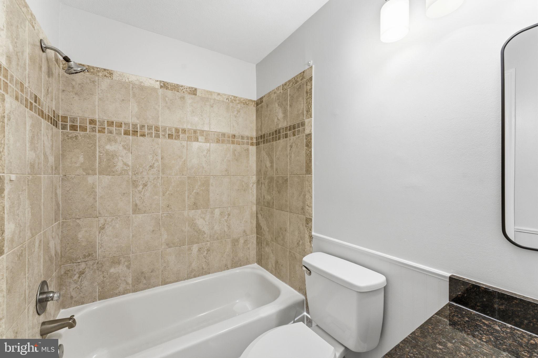 STONINGTON CONDOMINIUMS - Residential