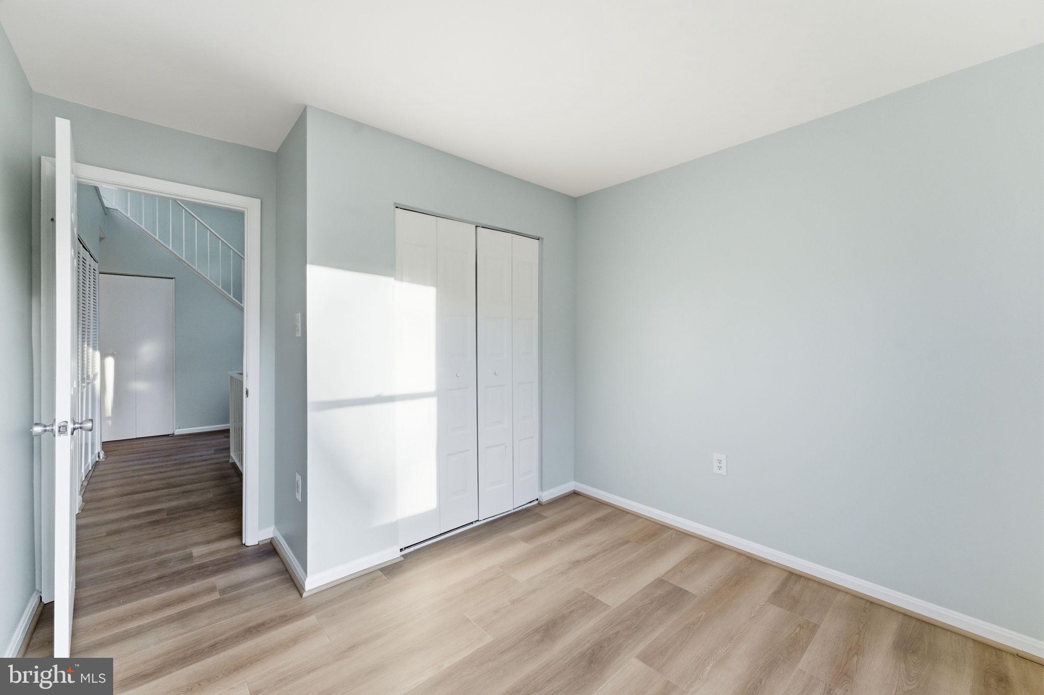 STONINGTON CONDOMINIUMS - Residential