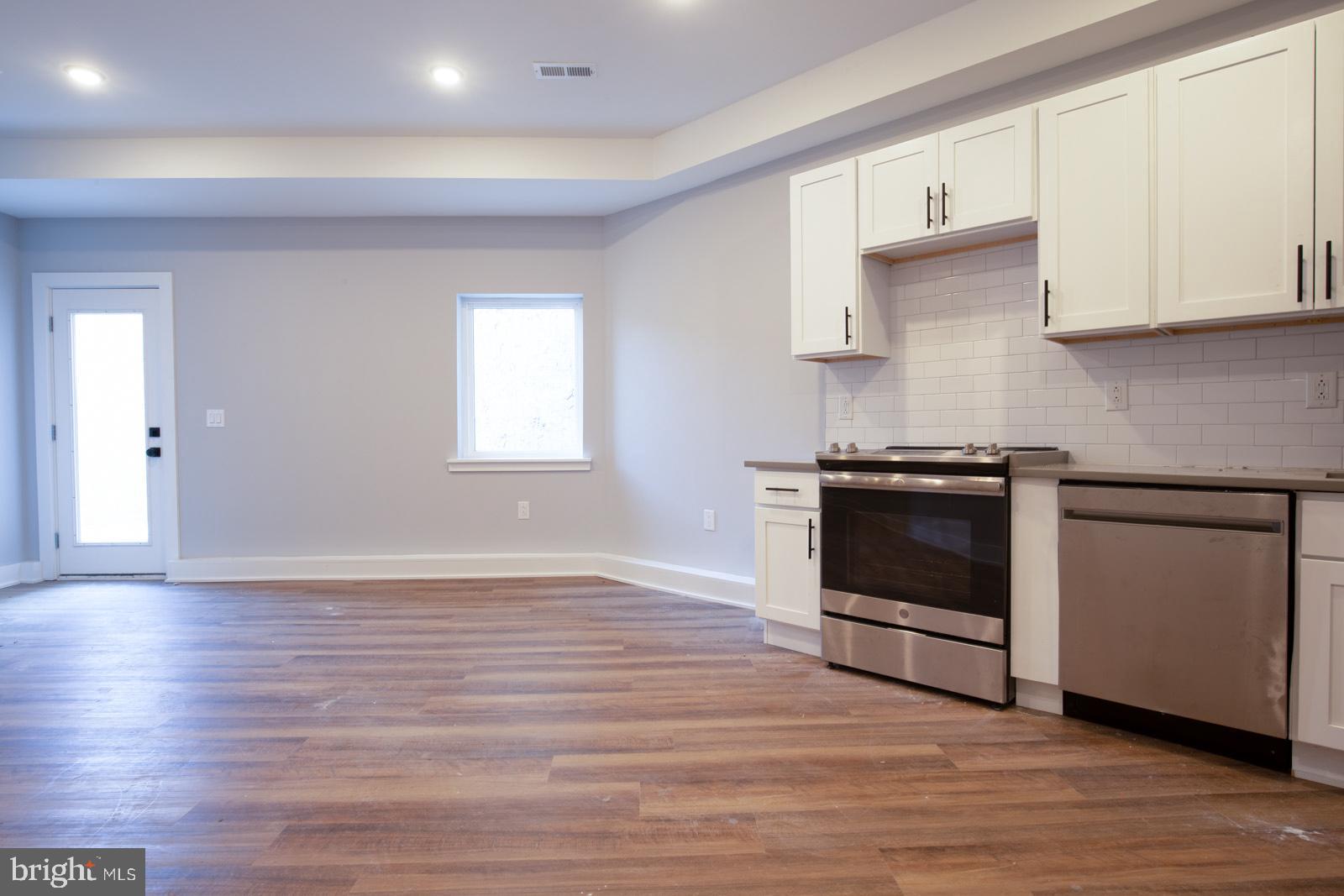 3965 LANCASTER AVENUE 101