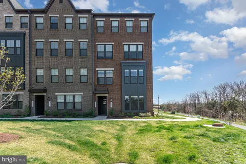43347 Goshen Run Square, Ashburn, VA MLS: VALO2092980