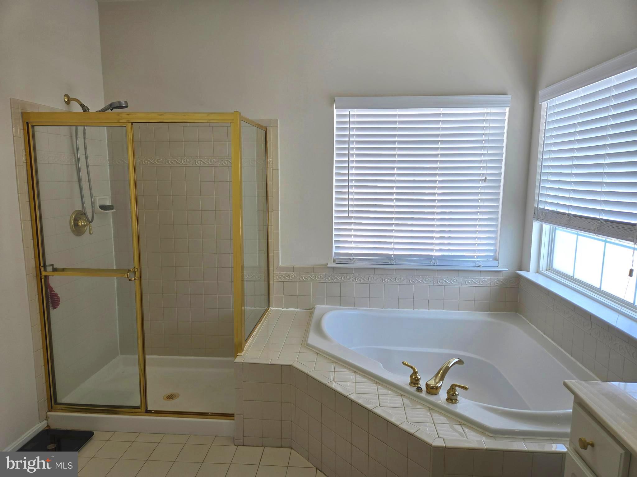 HUNTFIELD - Residential