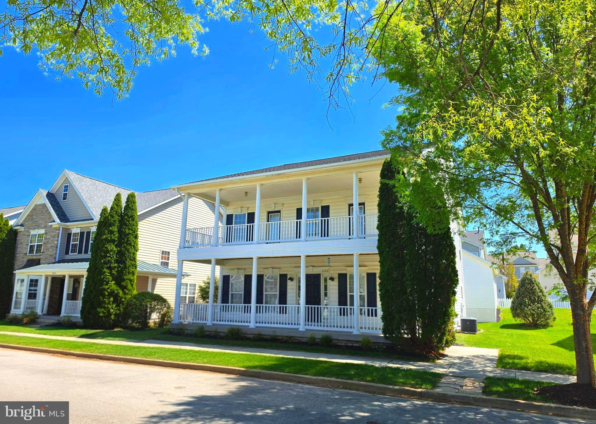 HUNTFIELD - Residential