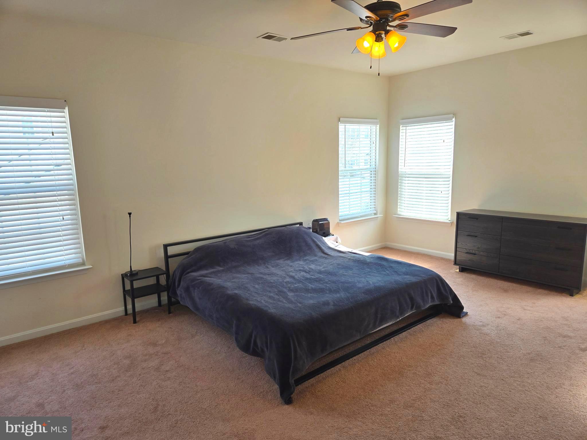 HUNTFIELD - Residential