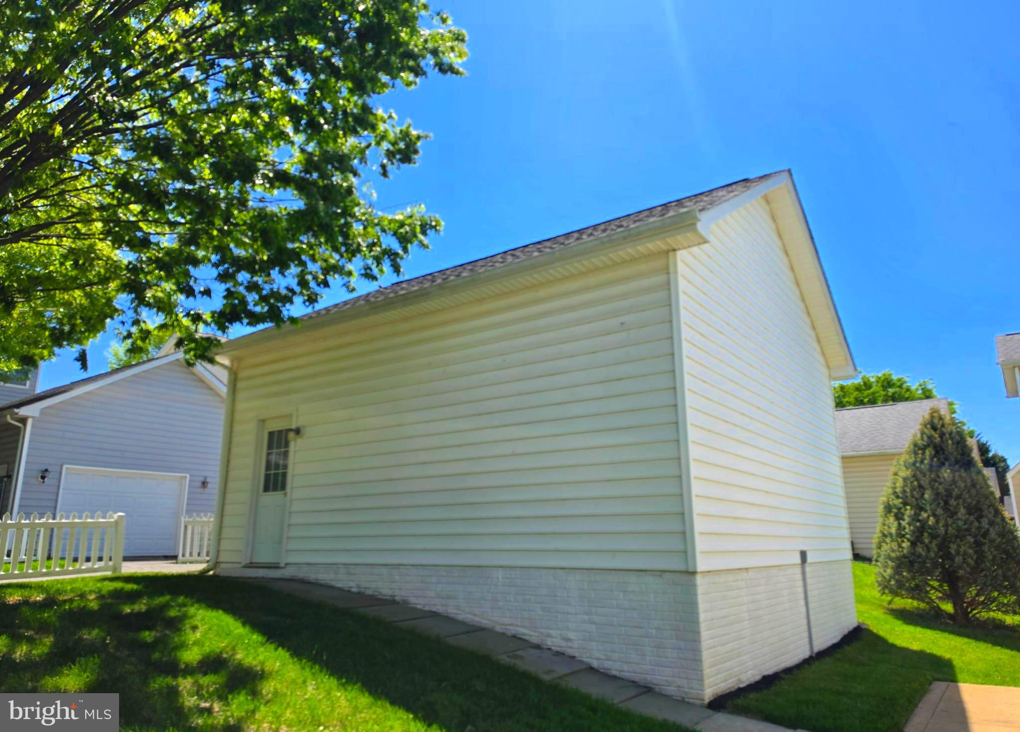 HUNTFIELD - Residential