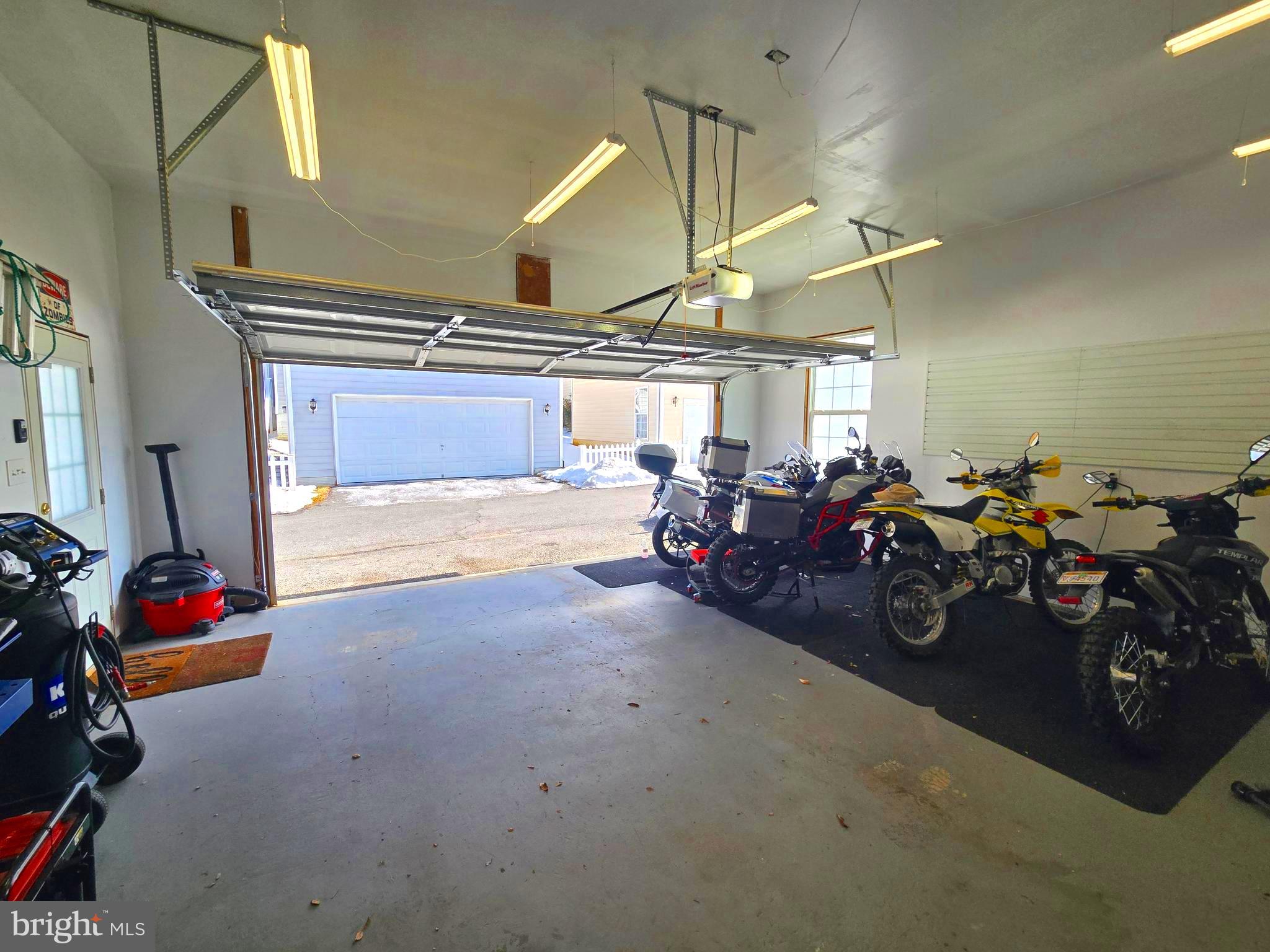 HUNTFIELD - Residential