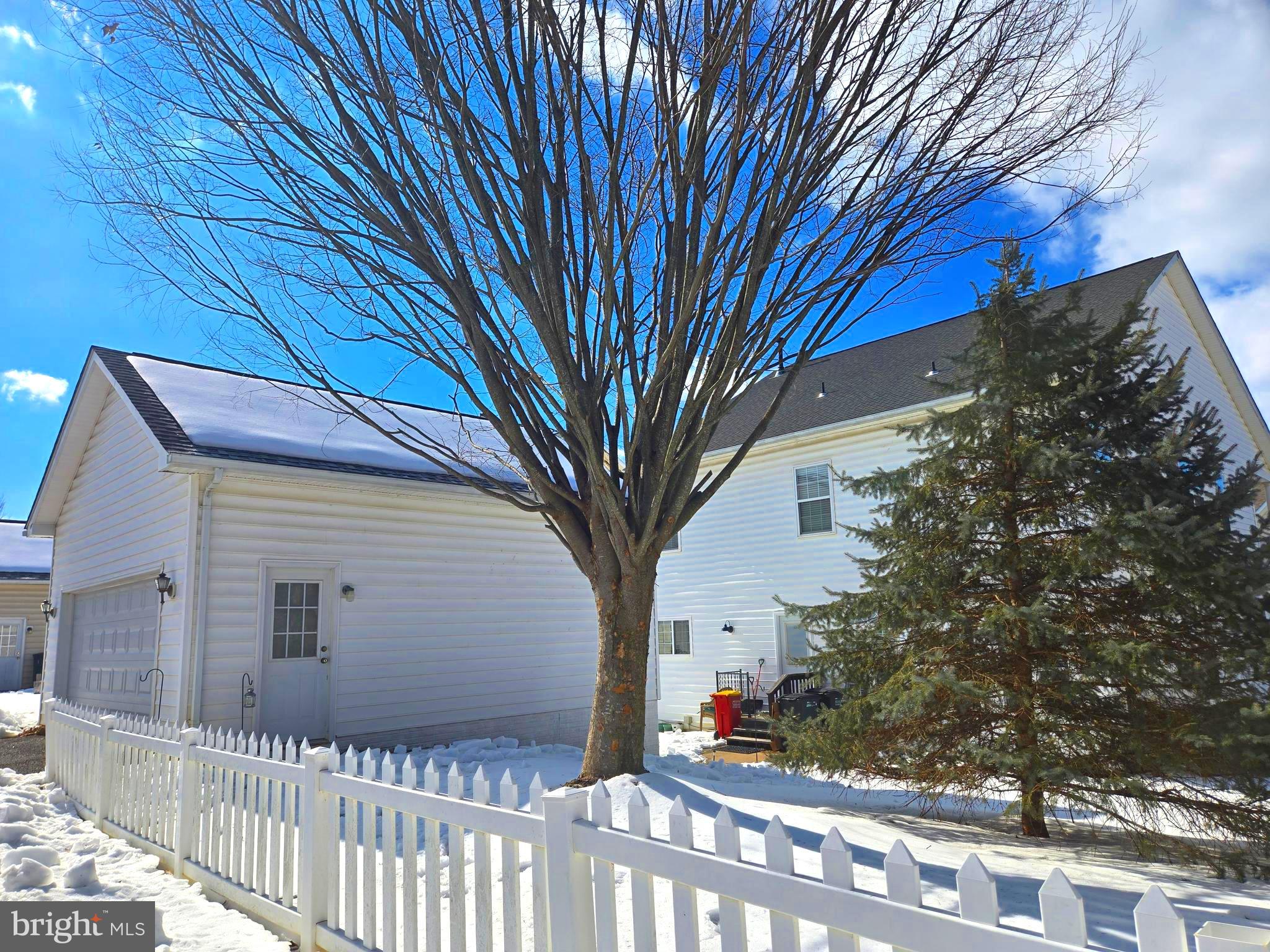 HUNTFIELD - Residential