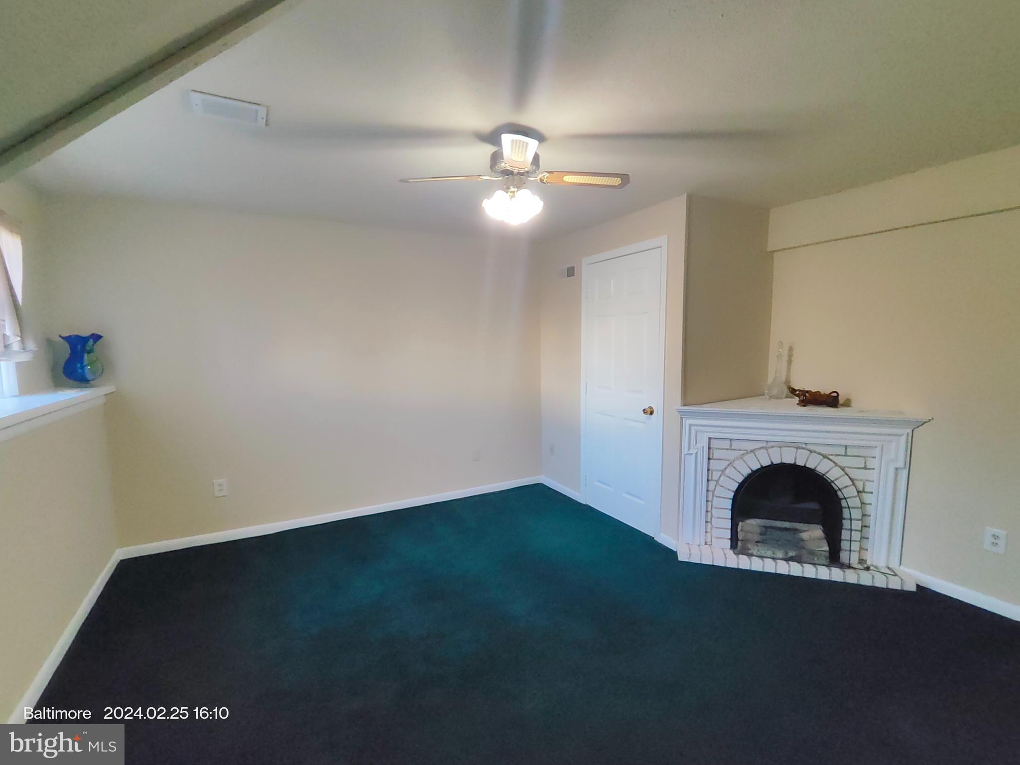 ROLAND TERRACE - Residential Lease