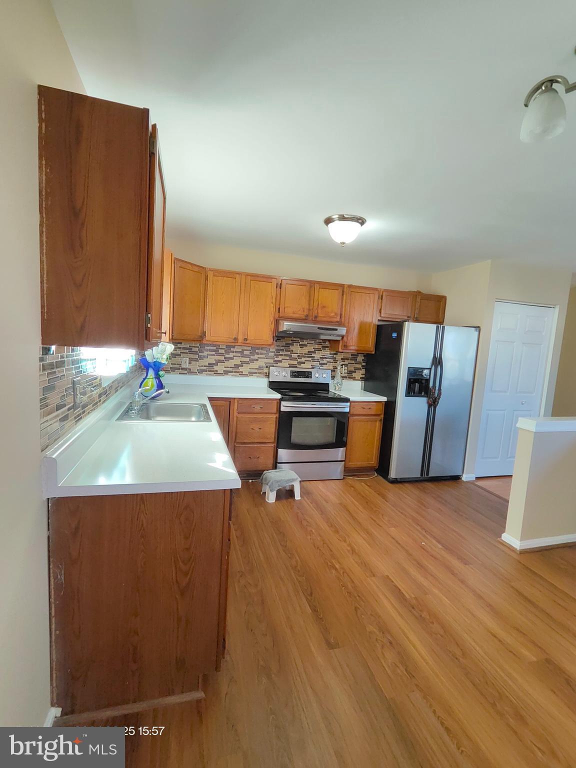 ROLAND TERRACE - Residential Lease