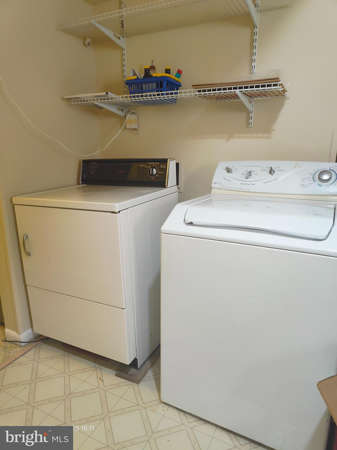 ROLAND TERRACE - Residential Lease