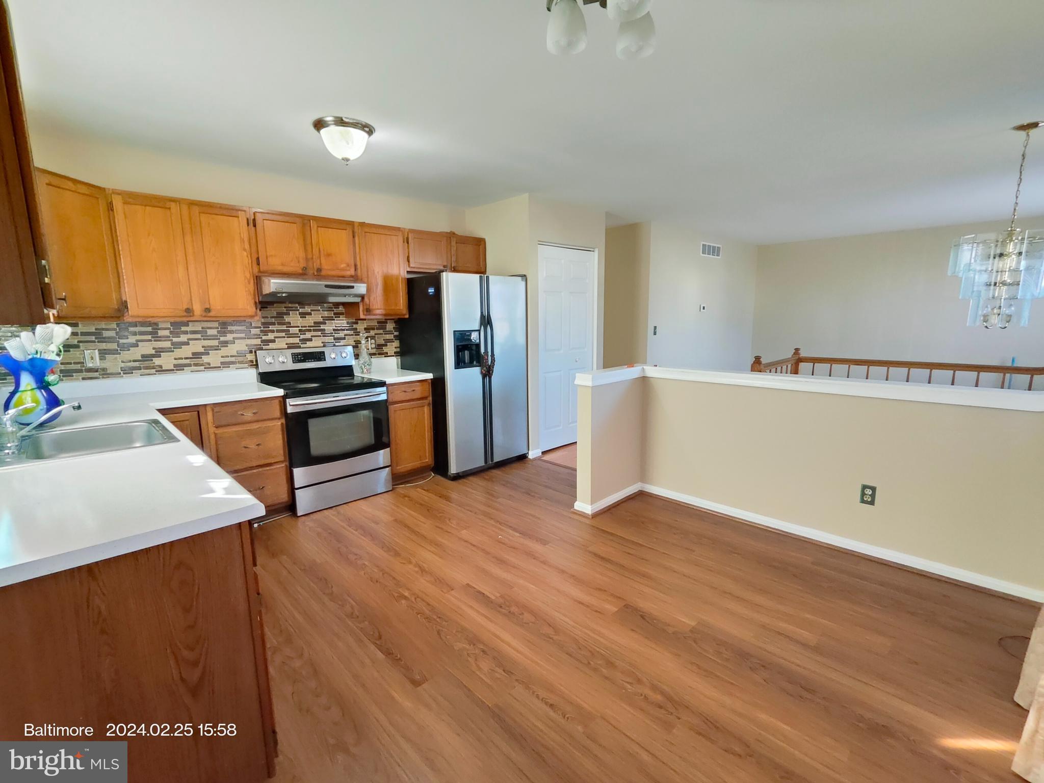 ROLAND TERRACE - Residential Lease