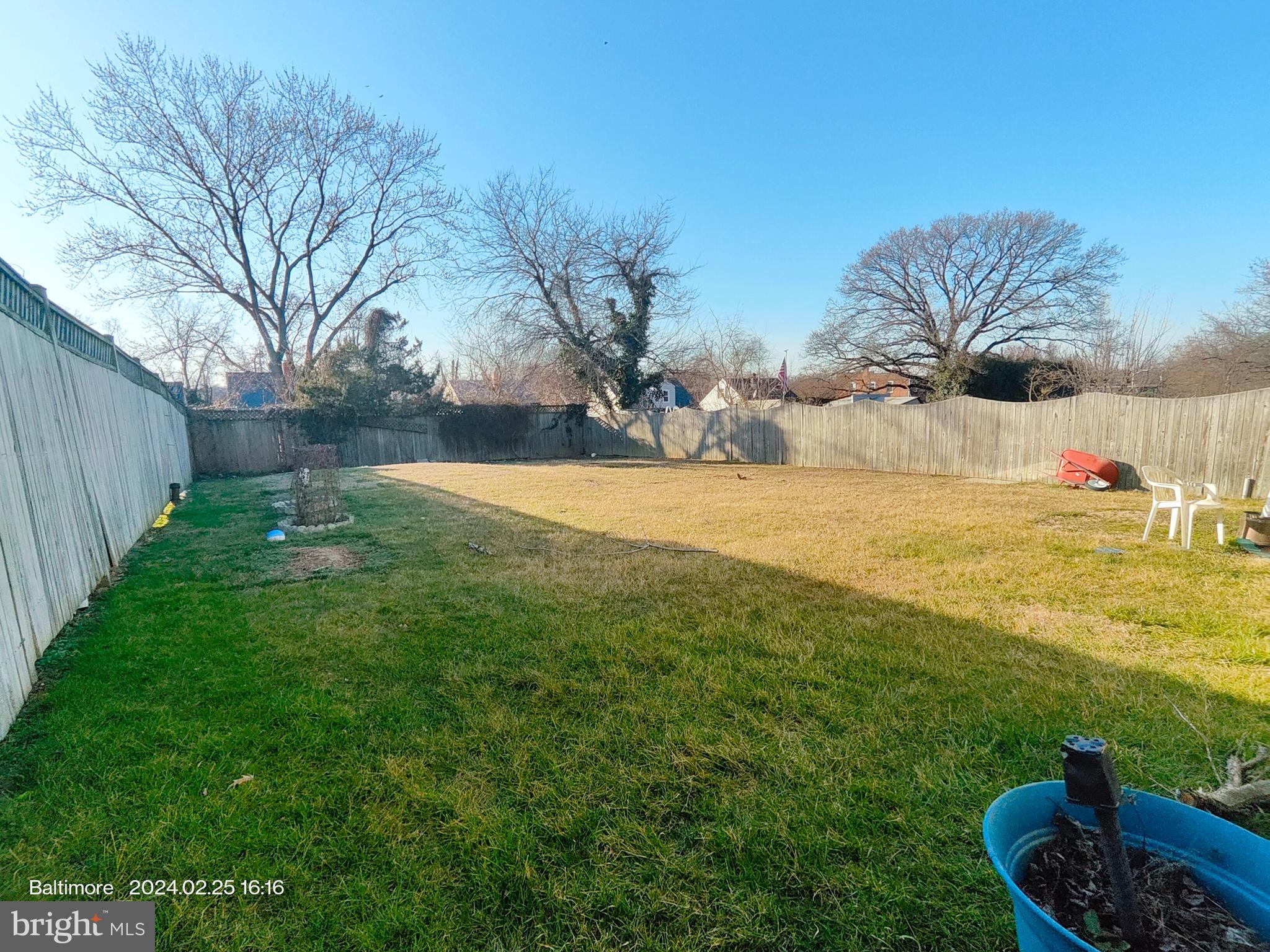 ROLAND TERRACE - Residential Lease