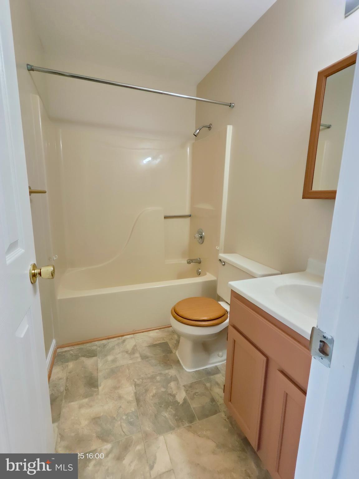 ROLAND TERRACE - Residential Lease