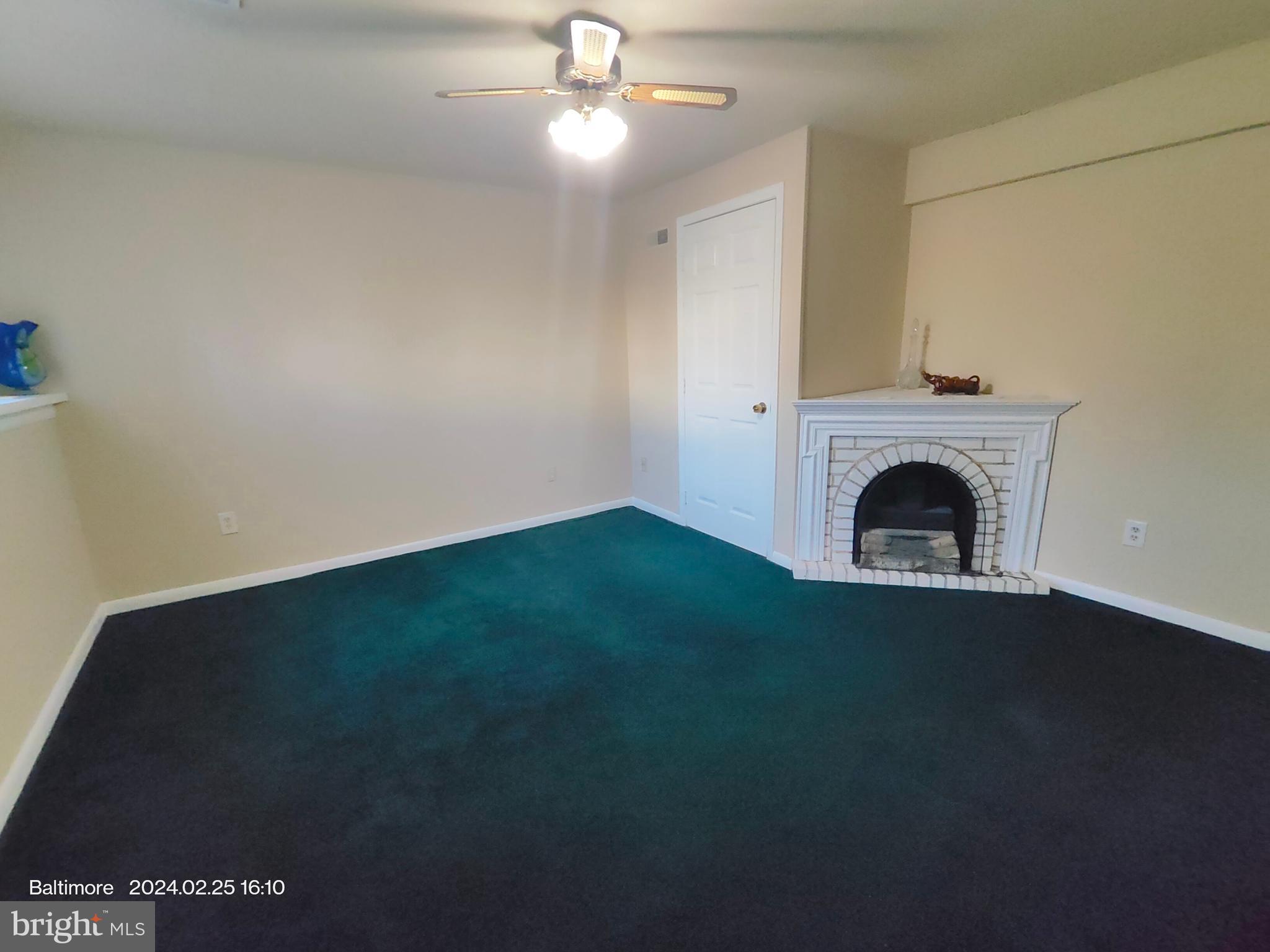 ROLAND TERRACE - Residential Lease