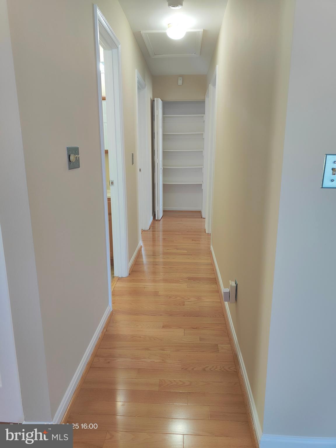 ROLAND TERRACE - Residential Lease