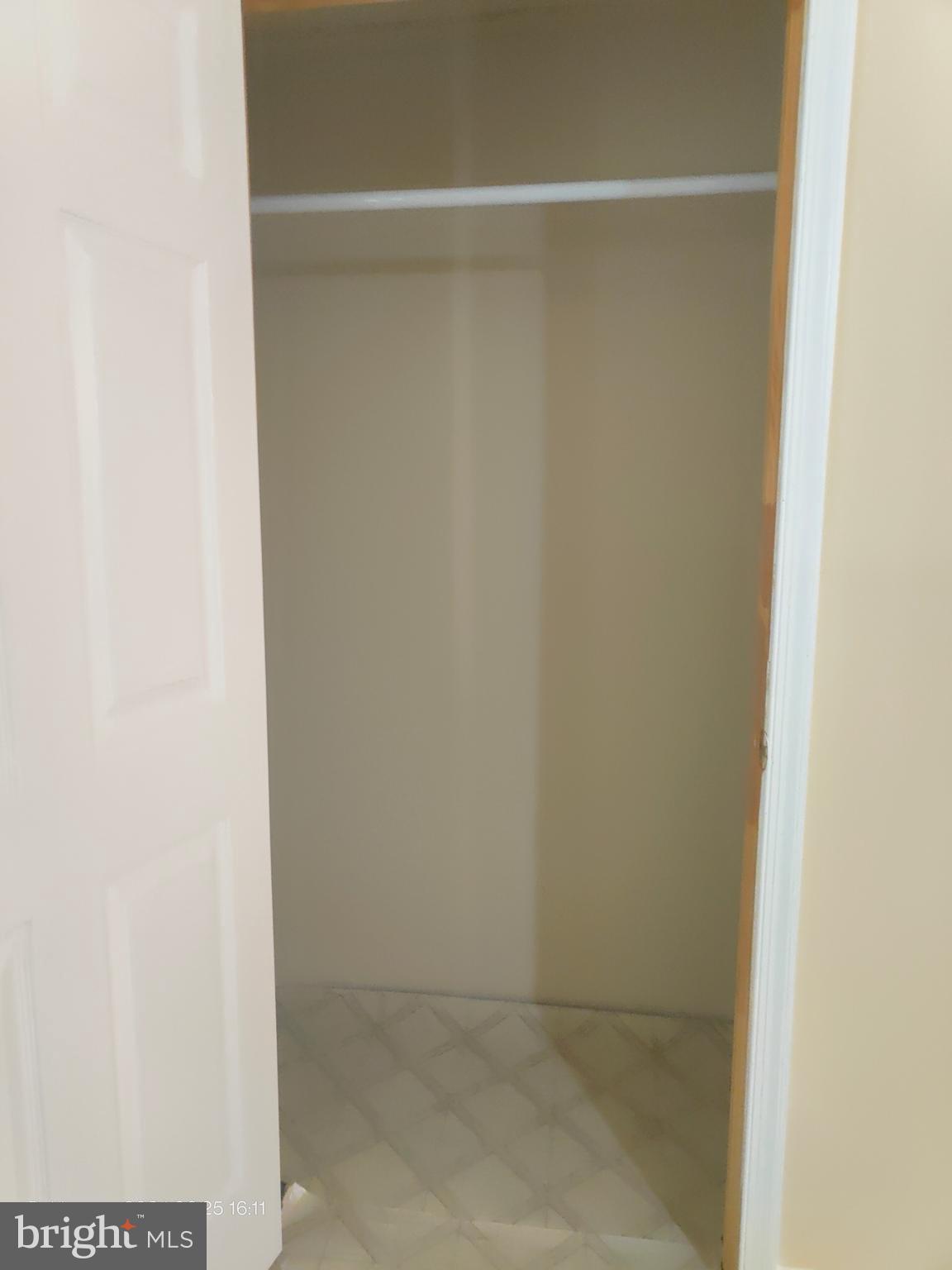 ROLAND TERRACE - Residential Lease