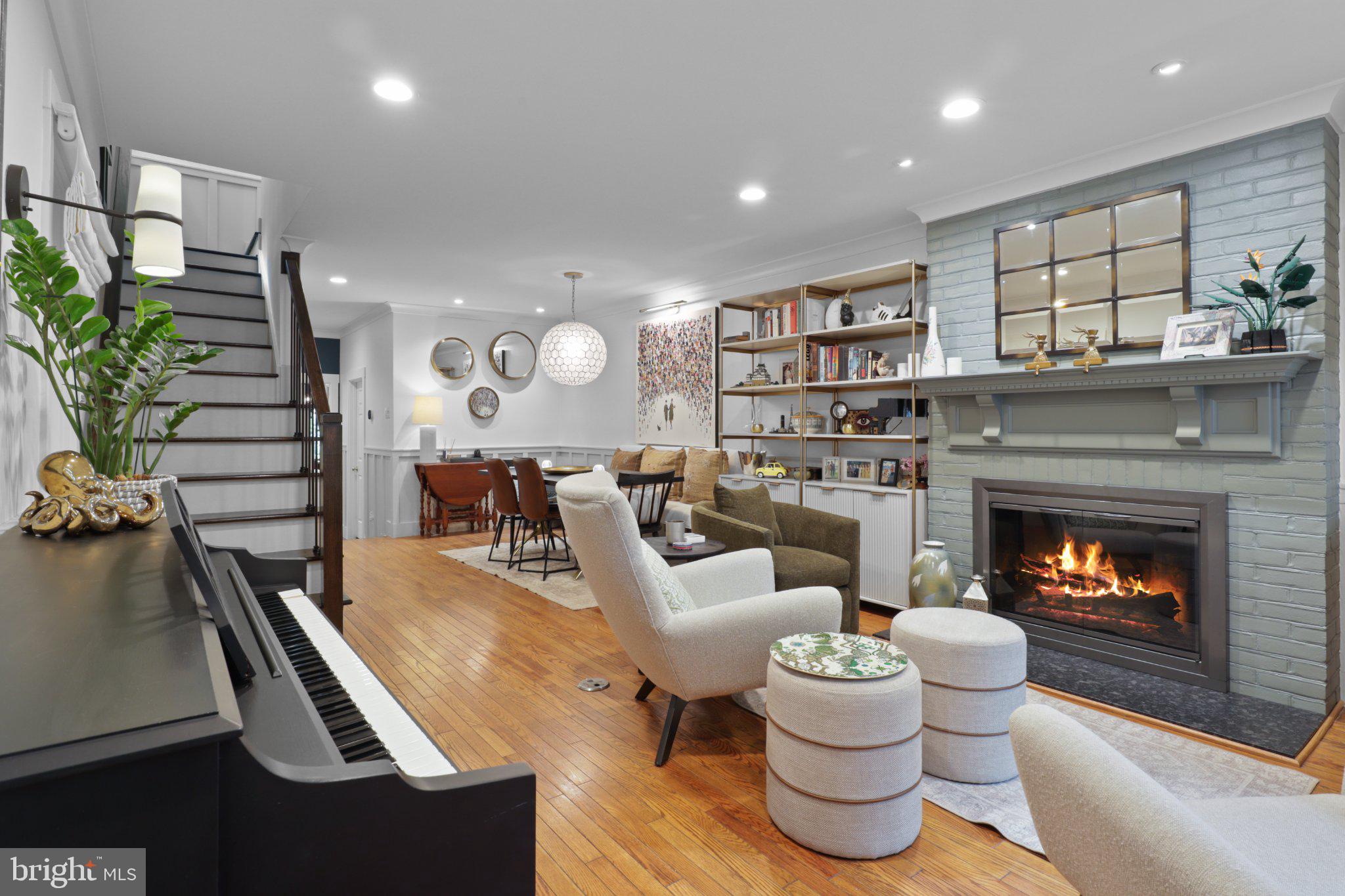 1124 PRINCE STREET