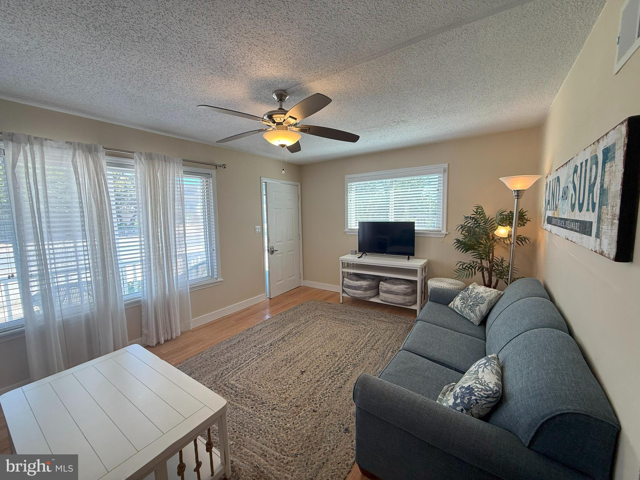 24 DICKINSON AVENUE 8A