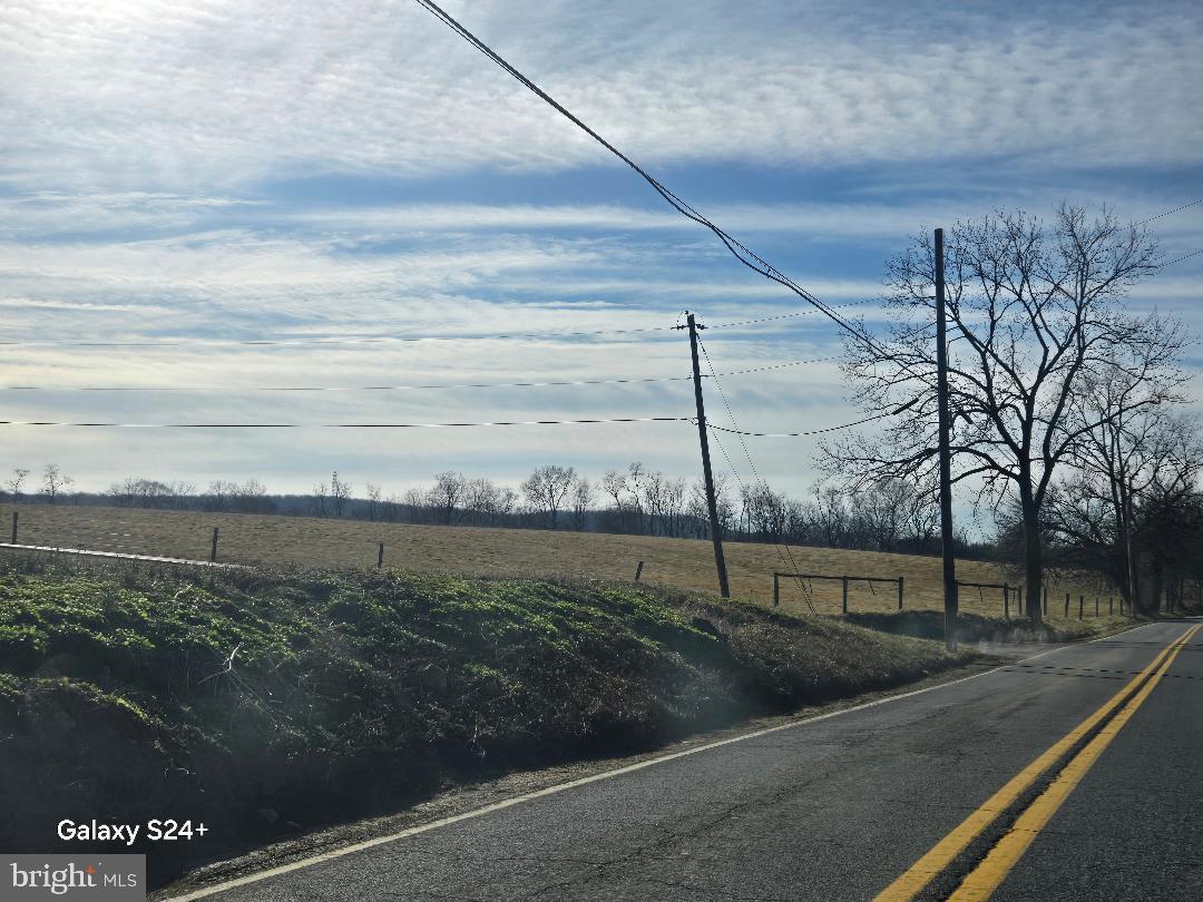 4147 LANDER ROAD - Photo 4