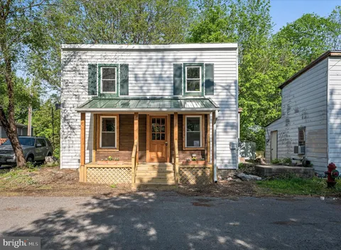 111 Ray Street, Shepherdstown, WV 25443 - MLS#: WVJF2017202