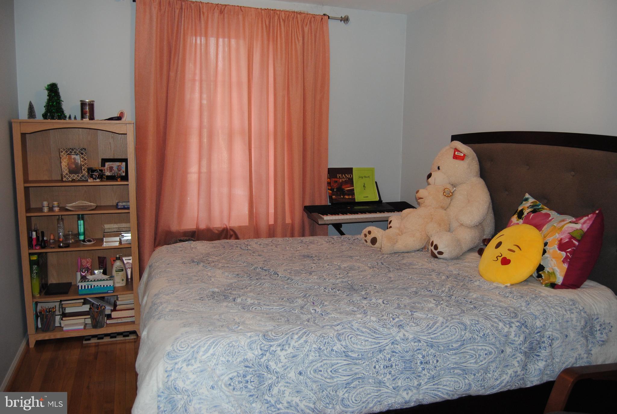 100 ACRE WOODS - Residential