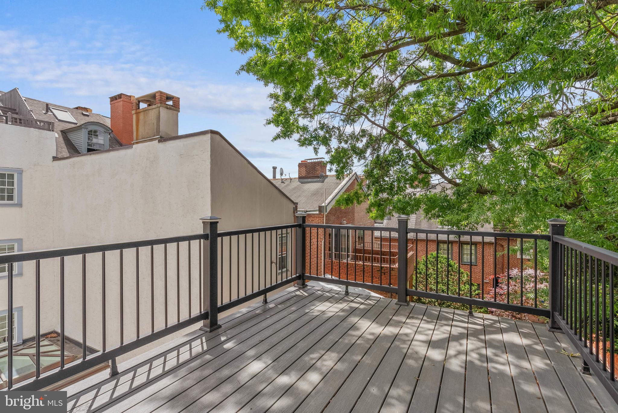 SOCIETY HILL - Residential