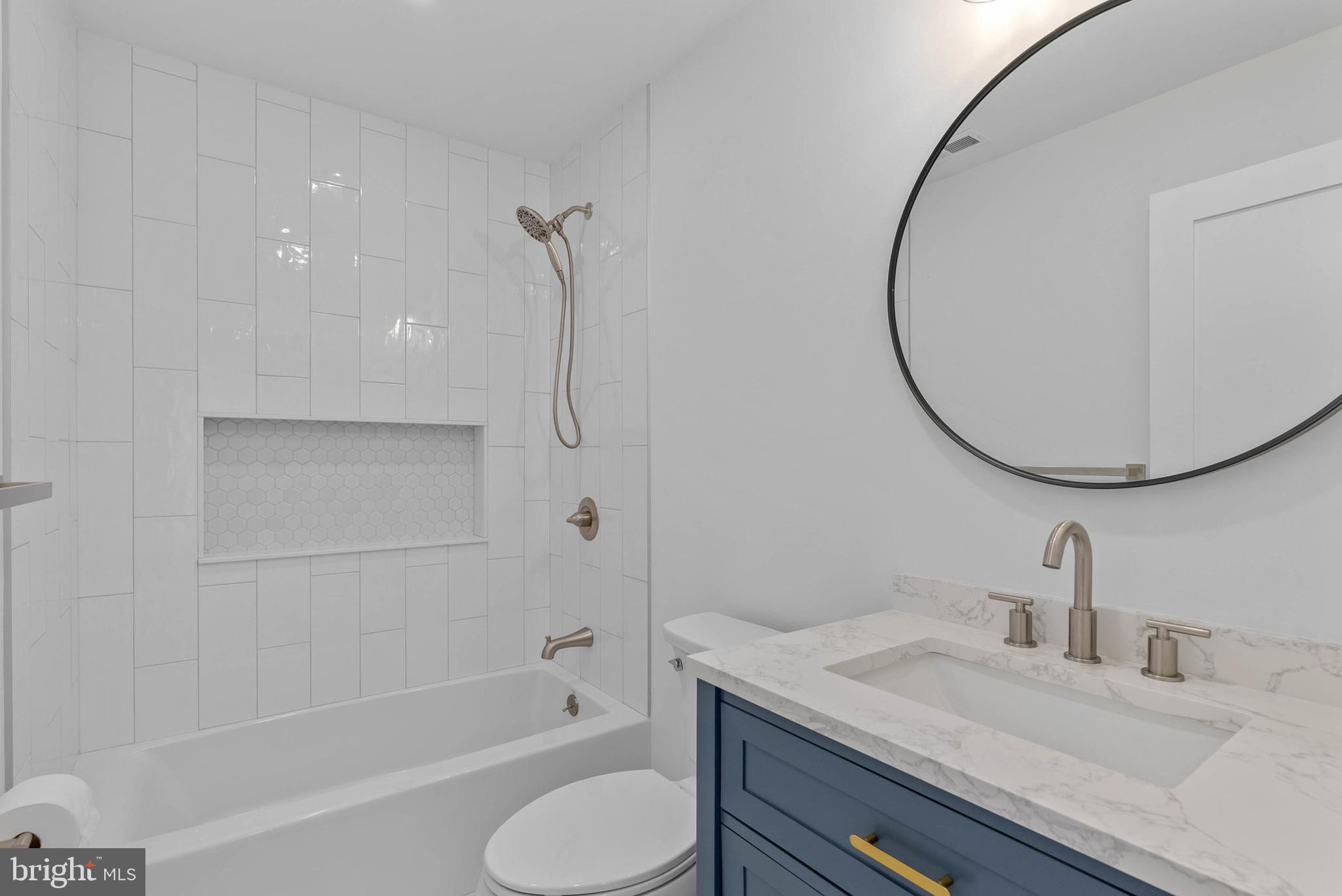 SOCIETY HILL - Residential