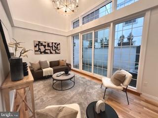 SOCIETY HILL - Residential