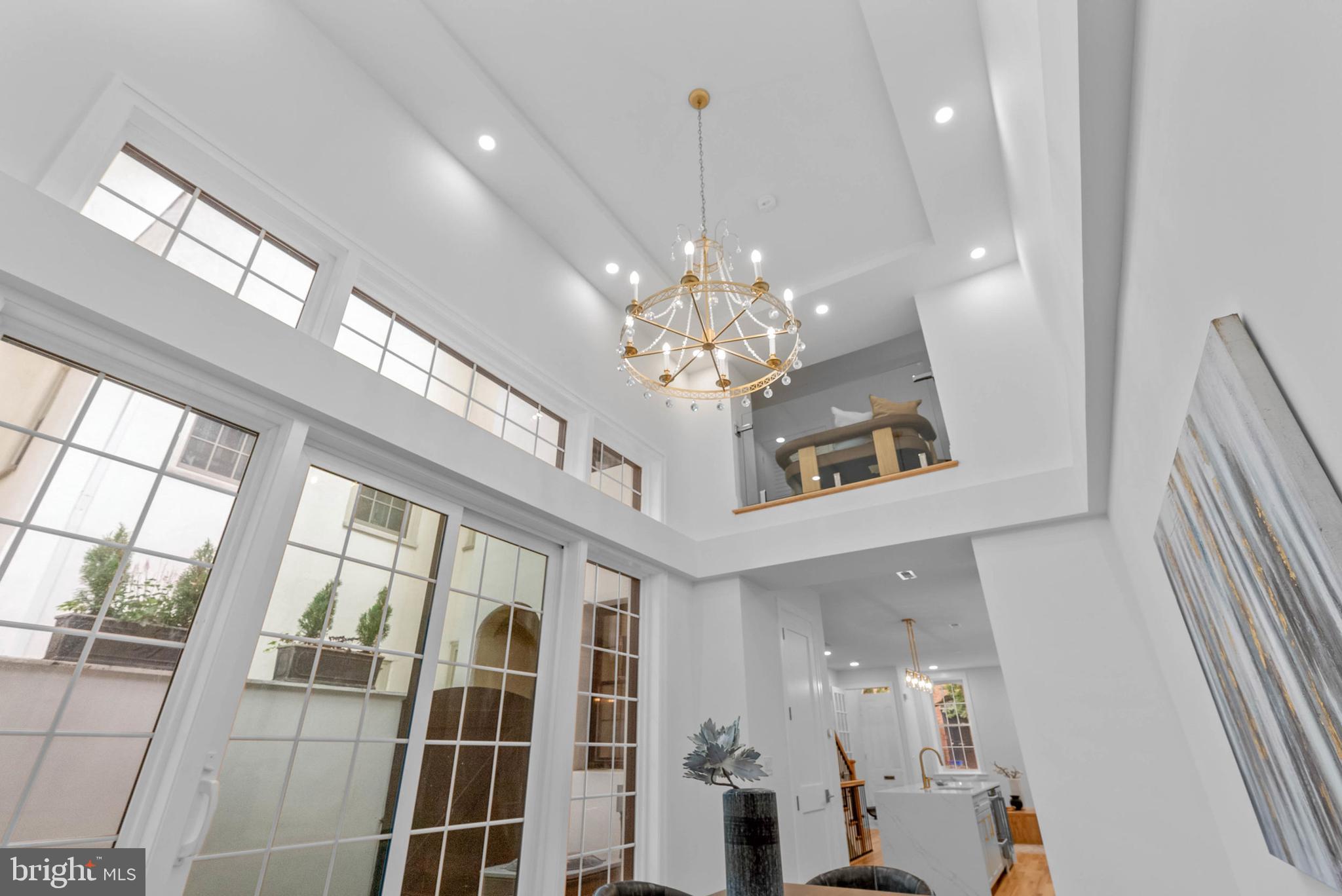 SOCIETY HILL - Residential