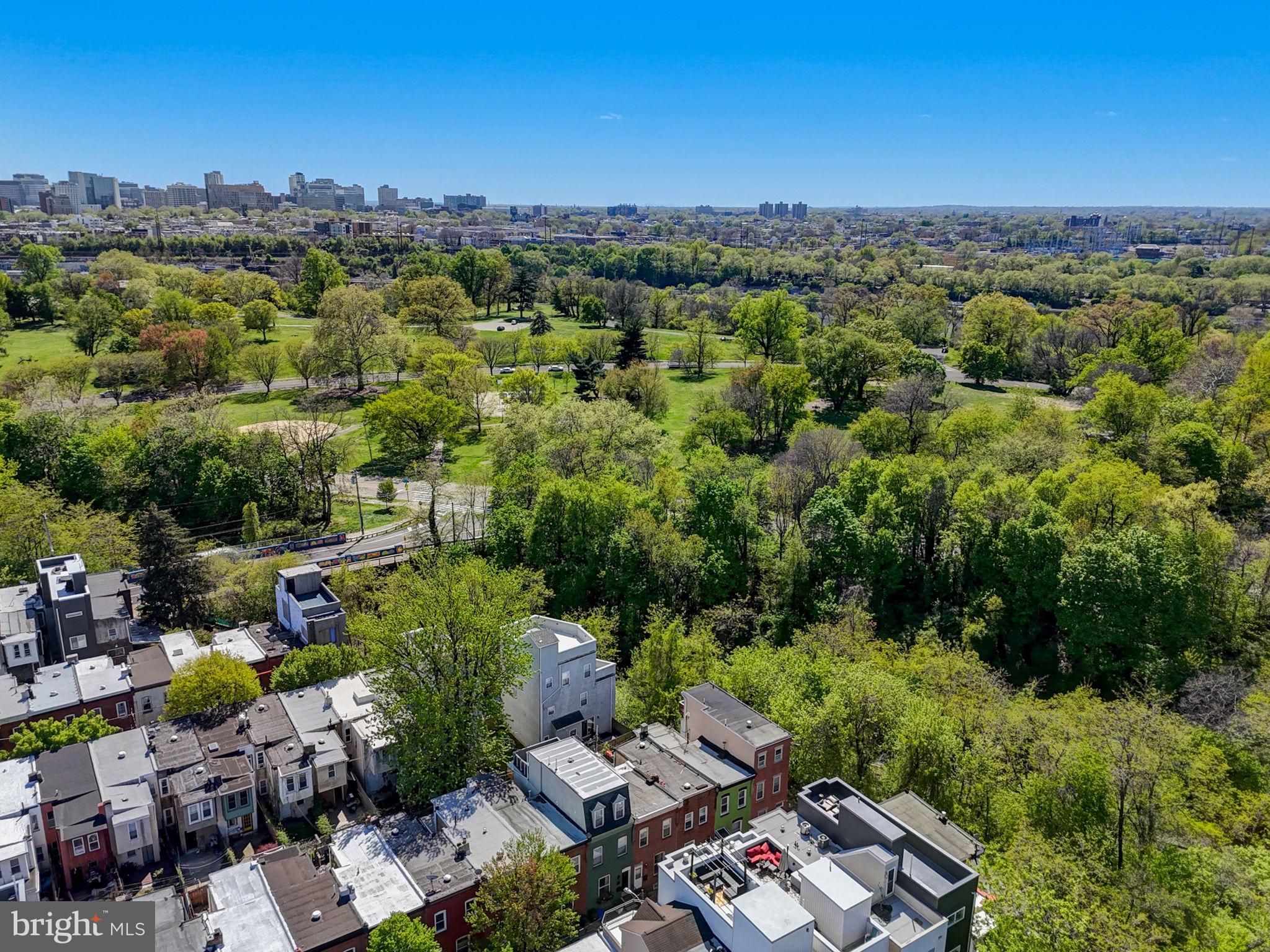 FAIRMOUNT - Residential