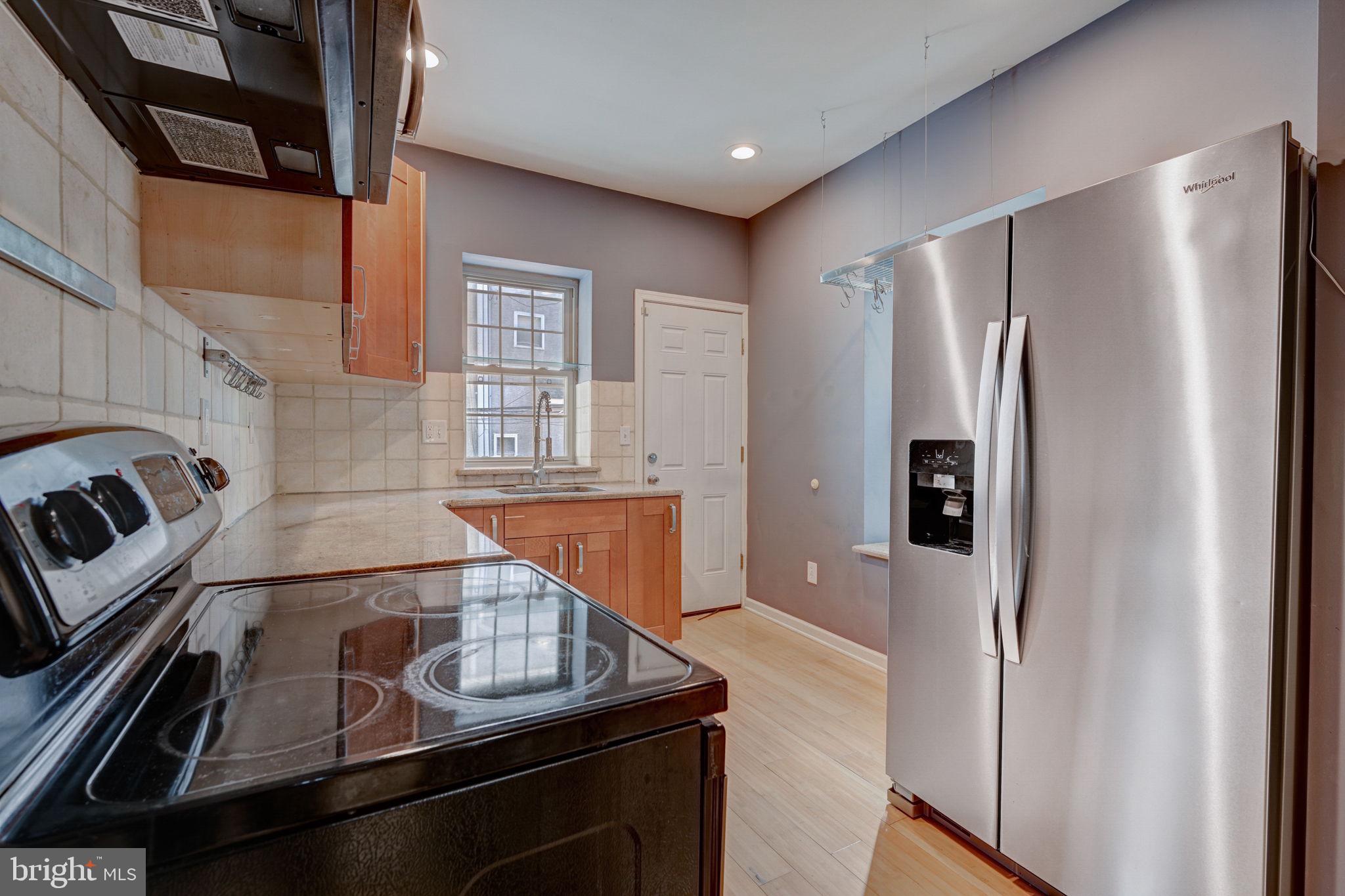 FAIRMOUNT - Residential