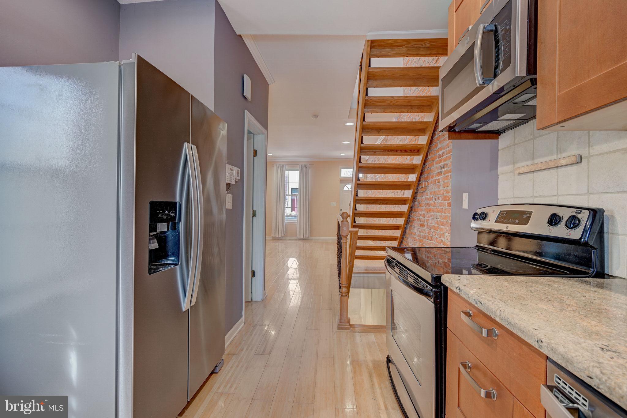 FAIRMOUNT - Residential