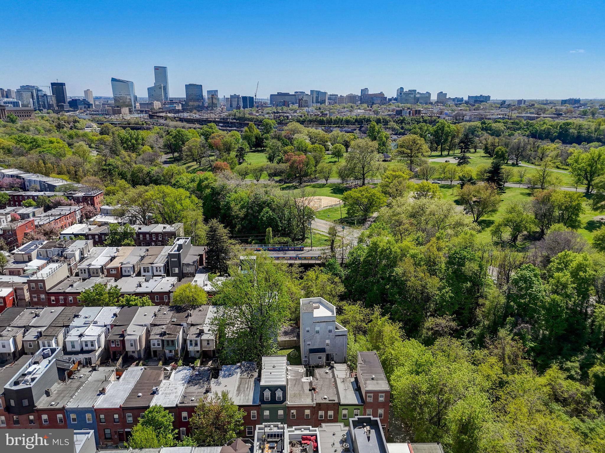 FAIRMOUNT - Residential