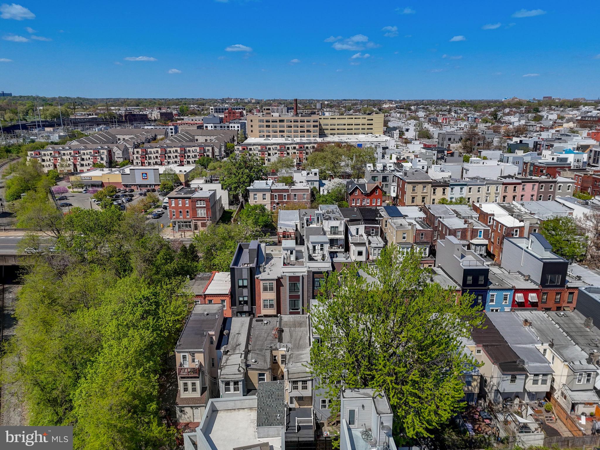 FAIRMOUNT - Residential