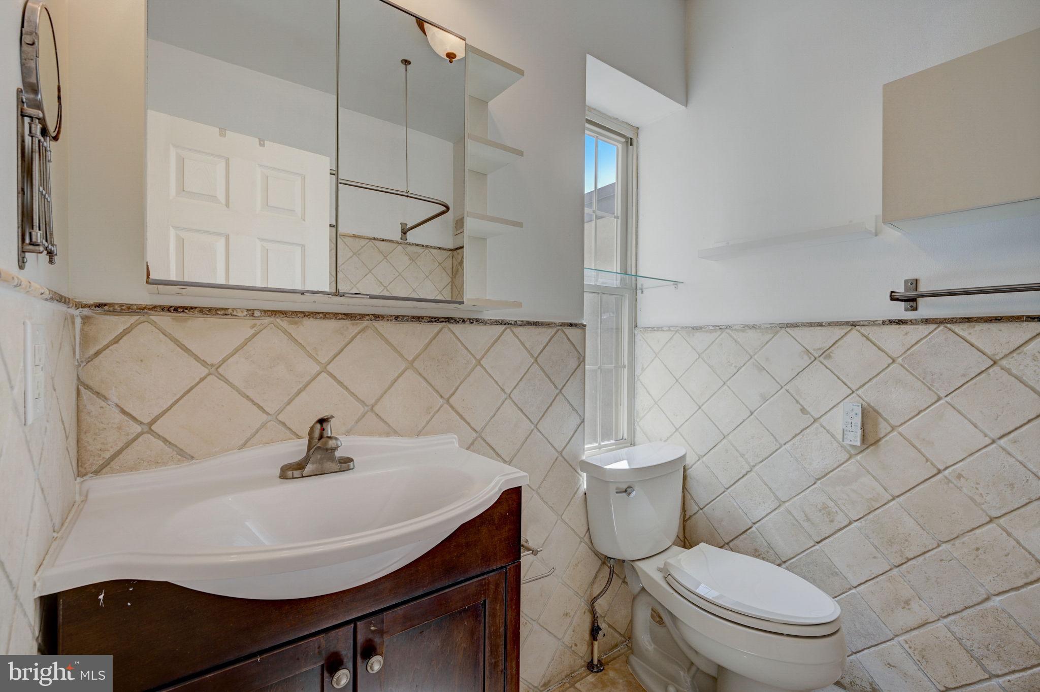 FAIRMOUNT - Residential