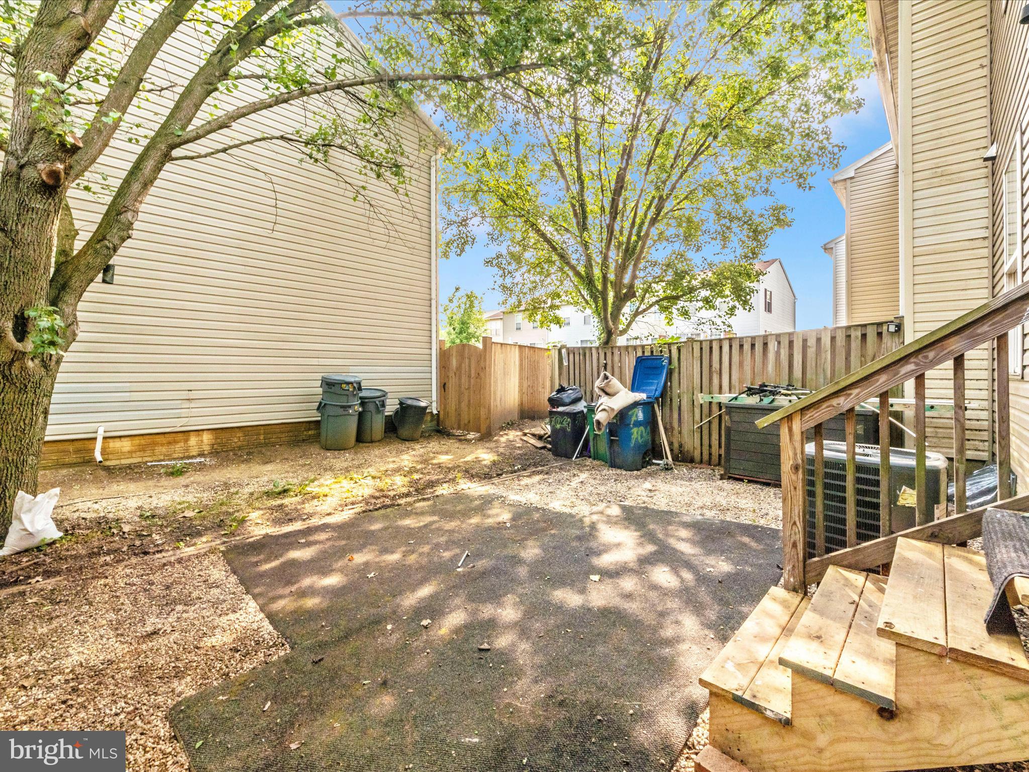 ANNAPOLIS WALK - Residential