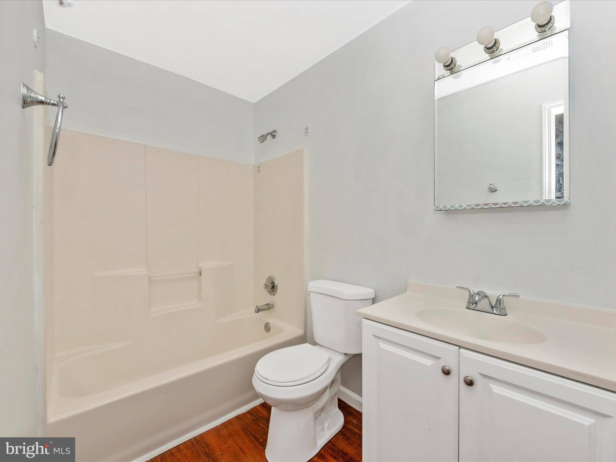 ANNAPOLIS WALK - Residential